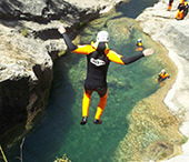 Descenso de cañones en Cuenca, Multiaventura muy cerca de Madrid